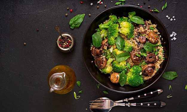 رژیم گیاهخواری و 30 مورد از مزایا و معایب کلیدی آن 1 رژيم غذایی گیاهخواری