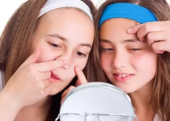 مراقبت از پوست در دوران نوجوانی