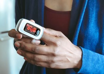 دستگاه پالس اکسیمتر