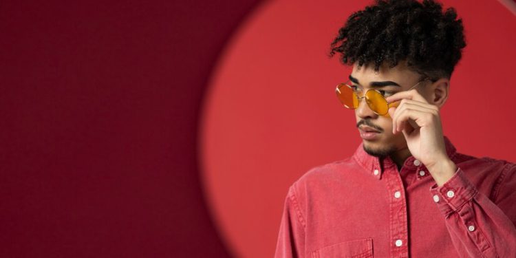 از تاریکی به روشنایی: عینک دید در شب، شریک شما در فعالیتهای شبانه 1 عینک دید در شب