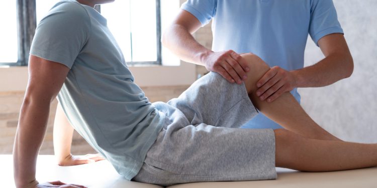 فیزیوتراپی در منزل با بیمه تکمیلی