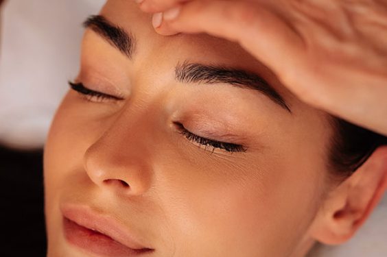 نکاتی راجب تزریق ژل لب یا فیلر و بوتاکس که نمی دانستید 1 بوتاکس پردیس - تزریق ژل لب