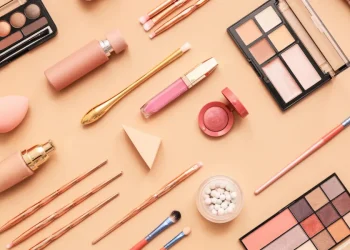 وبسایت‌های فروش لوازم آرایشی و بهداشتی