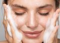 بهترین شوینده روزانه برای پوست چرب